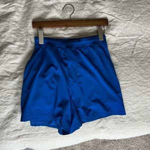 LuluLemon Pacebreaker 5 inch shorts